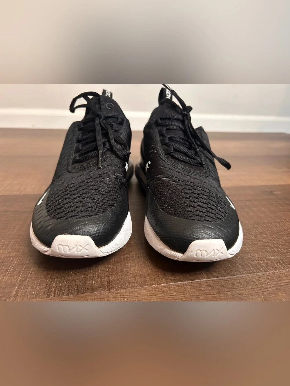 Nike Air Max 270 Black/White Unisex Kids Sneaker 6.5Y MPN 943345-001 Youth Size